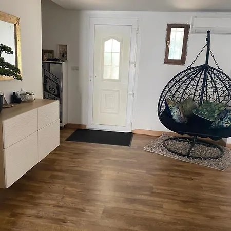 Spacious House With Private Pool * לאוולאנה